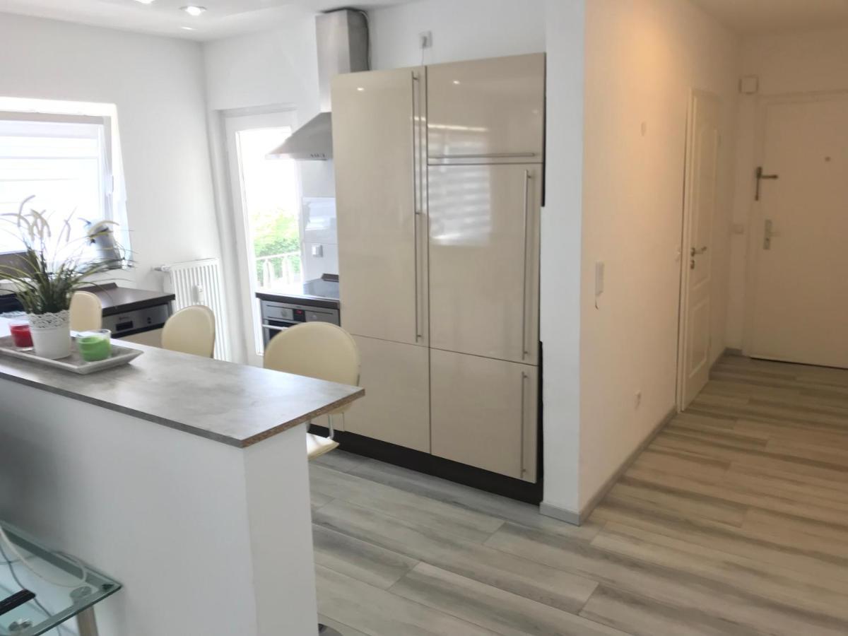 Aparts House - Balkon-Wifi-Kitchen Essen Dış mekan fotoğraf