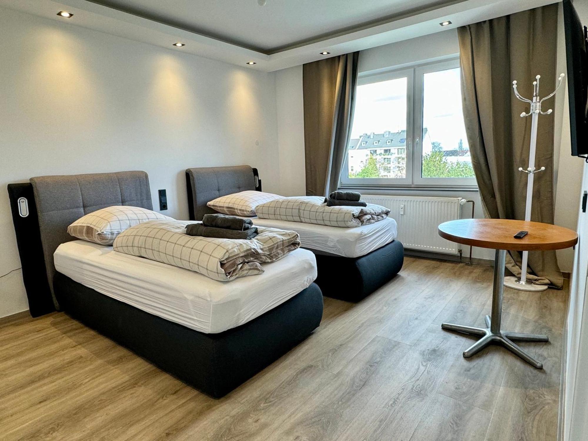 Aparts House - Balkon-Wifi-Kitchen Essen Dış mekan fotoğraf