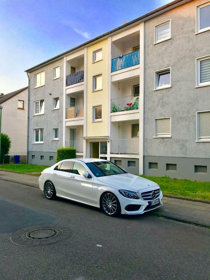 Aparts House - Balkon-Wifi-Kitchen Essen Dış mekan fotoğraf